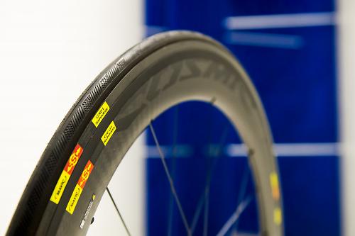 Mavic launch new CXR60 wheels with aero blades | road.cc